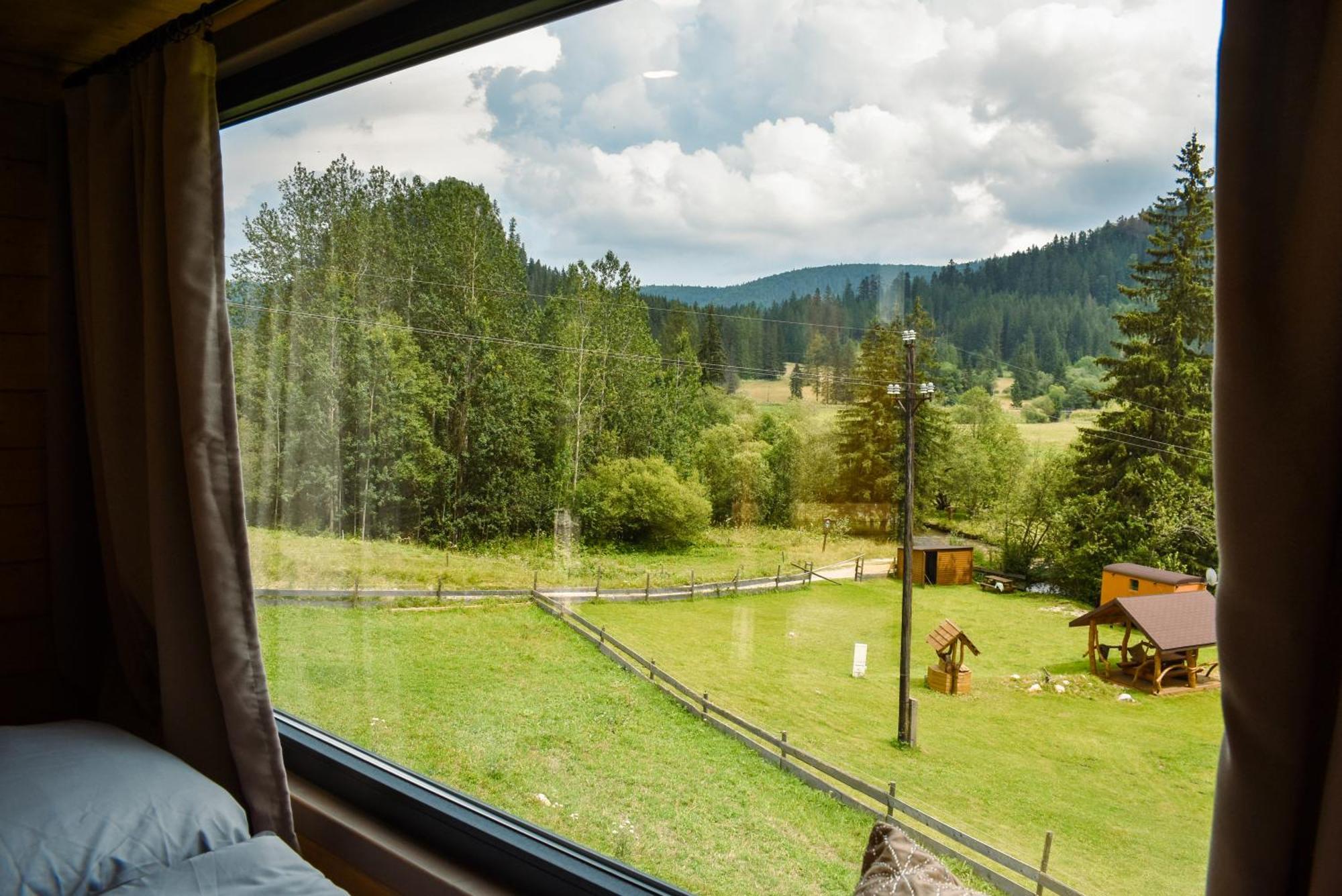 Ranc Pod Ostrou Skalou Pensionat Stratená Exteriör bild